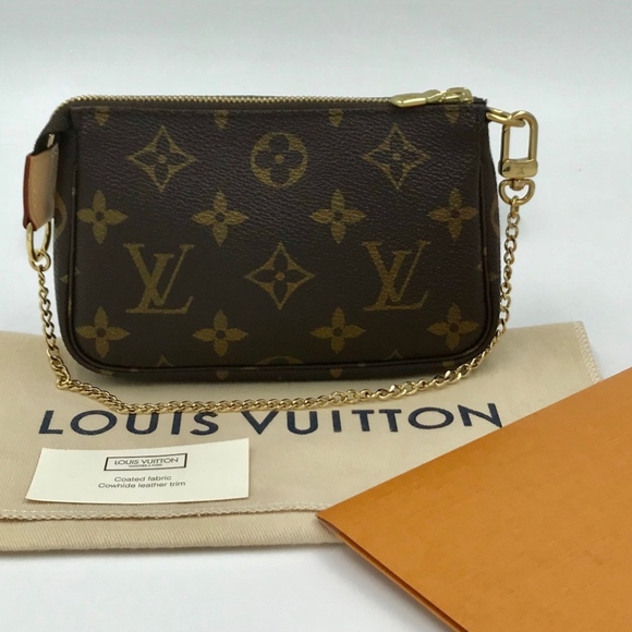 Louis Vuitton Handbags - Authentic Louis Vuitton Mini Pochette